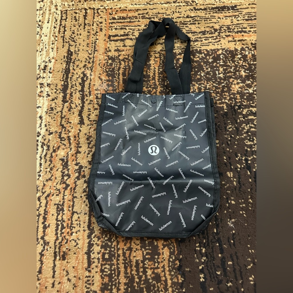 Lululemon limited edition black and silver tote bag